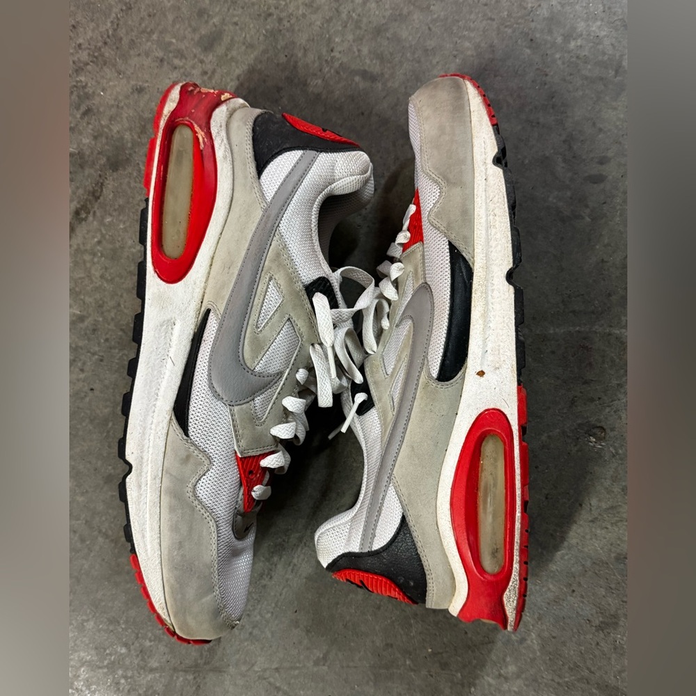 Nike Air Max Skyline - Infrared Size 13